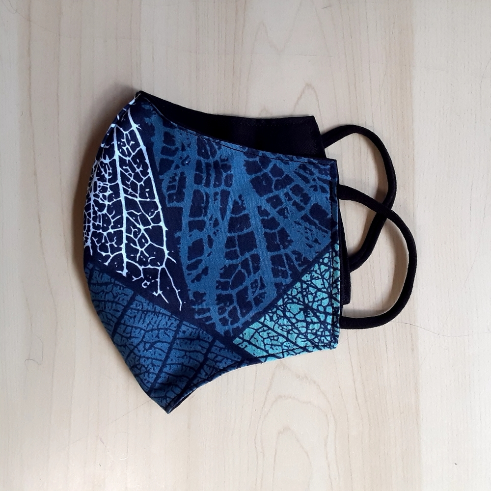 Reversible Face Mask - Picture 2 of 2